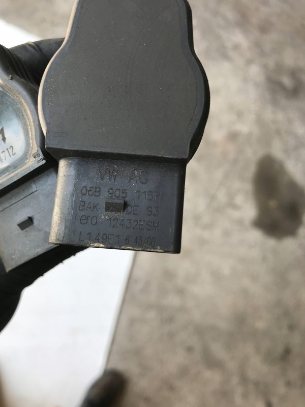 AUDI A3 S3 8L GOLF IV LEON I 1.8T 1.8 TURBO CEWKA ZAPŁONOWA BERU 0040102043 - obrazek 4