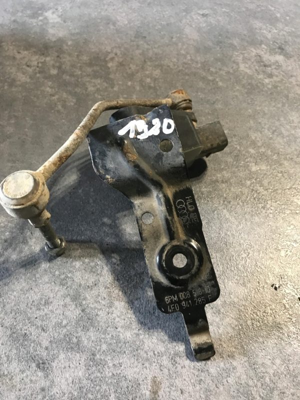 AUDI A6 C6 LIFT CZUJNIK POZIOMOWANIA ŚWIATEŁ LEWY PRZÓD PRZEDNI 4F0941285F