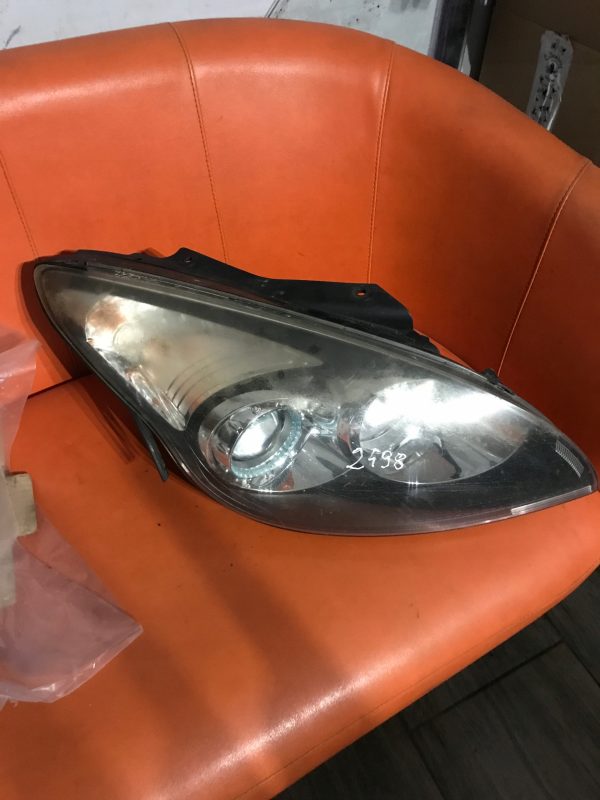 Reflektor prawy przód lampa prawa przednia Hyundai I30 I 2007-2012 Europa