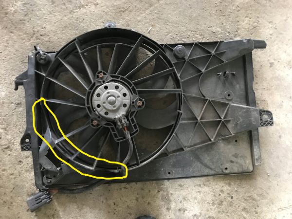 WENTYLATOR CHŁODNICY OPEL MERIVA A 1.6 B 13181073