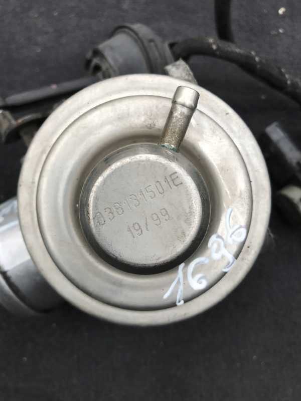 ZAWOR EGR VW 1.9 TDI 2.0D 038129637D 038131501E - obrazek 2